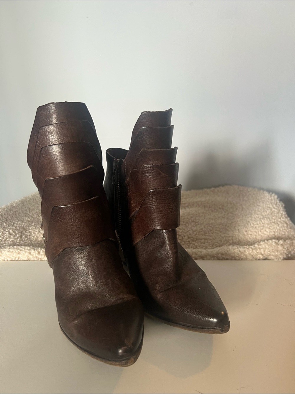 A.S.98 Scalloped Women’s Brown Leather Pointed Ankle Boots 39